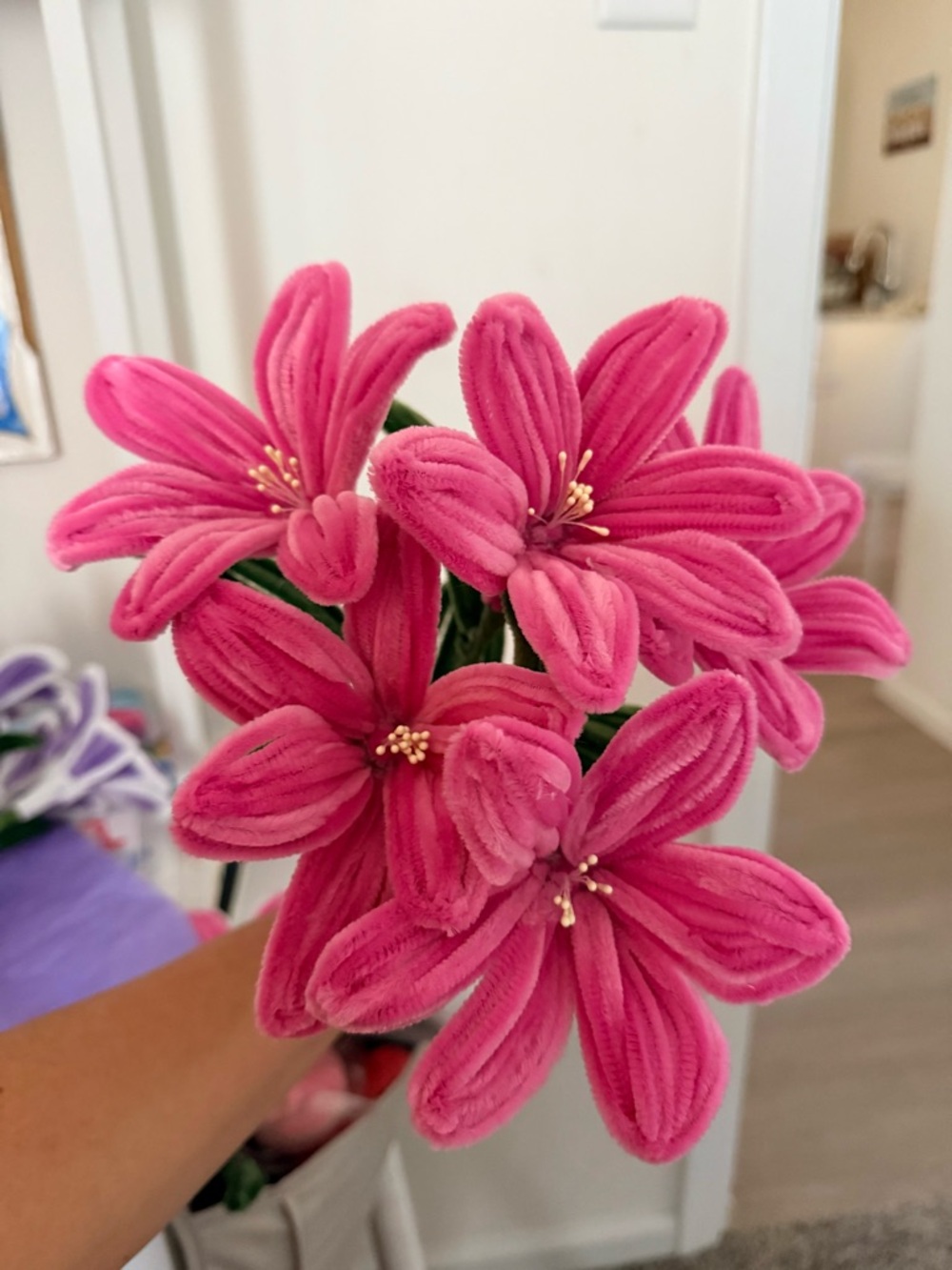 Pipe cleaner flower bouquet for gifting